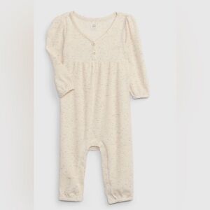 Baby Gap One Piece Cream Waffle Onesie 12-18 months Girl